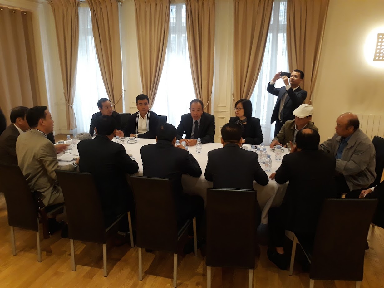 Đoàn làm việc tại Châu Âu